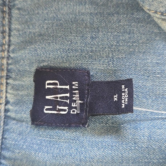 GAP Classic Blue Denim Shirt Size 12-13 - Picture 5 of 8